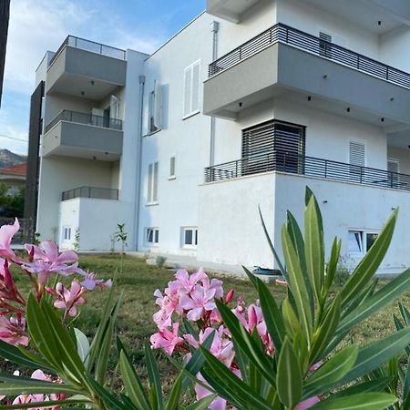 Villa Moon โตรกีร์ ภายนอก รูปภาพ